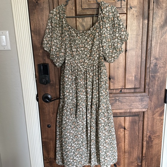 CJLA Floral dress - Picture 3 of 5